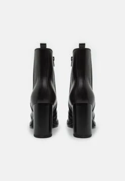 Leather- Enkellaarsjes Met Hoge Hak - Black 9 Leather- Enkellaarsjes Met Hoge Hak - Black -Anna Field 8285c3f6f7d94045bb79e27db56d5a46